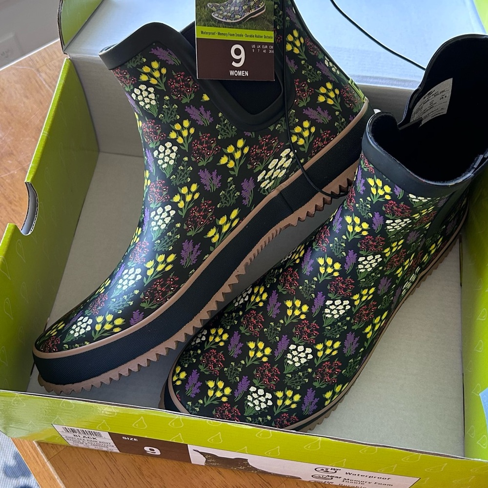 Western Chief Floral Rain Boots